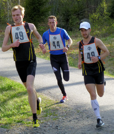 Kärkikolmikko 3 kmn kohdalla 400