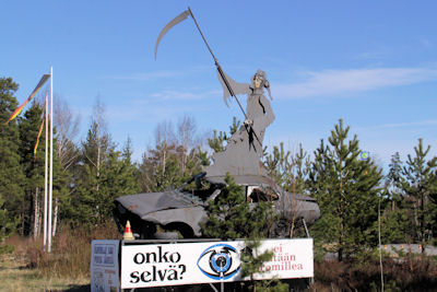 IMG 9319 Turvassa tiella 25.4.2015 400